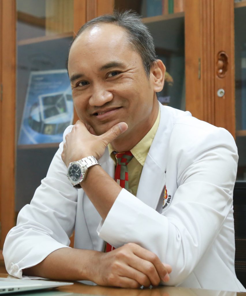 dr. Hanis Setyono, Sp.BS