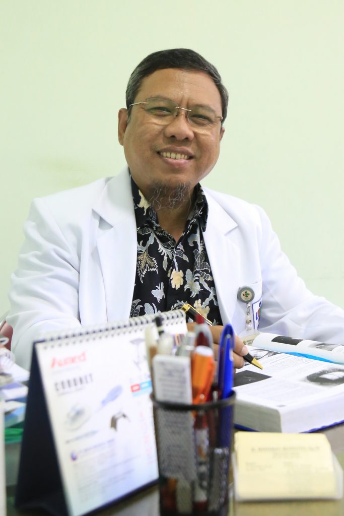 dr. Raharjo Kuntoyo, Sp.M