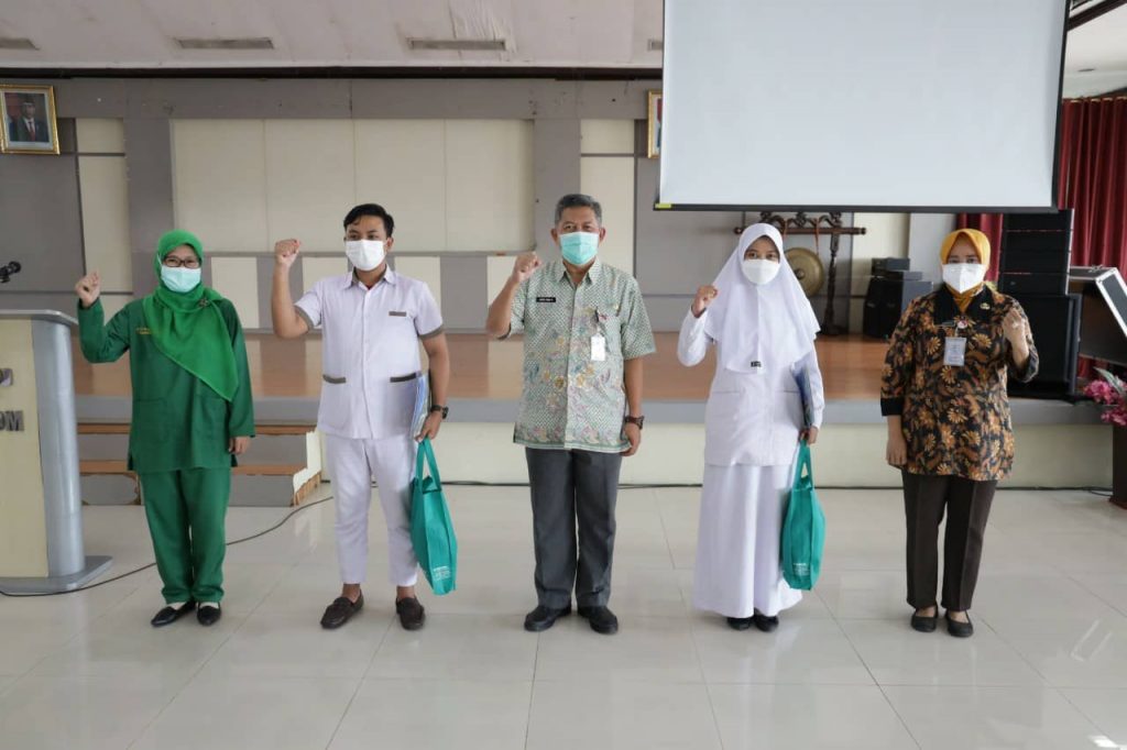 Pelepasan 79 Orang Relawan COVID-19 RSUD Dr. Moewardi