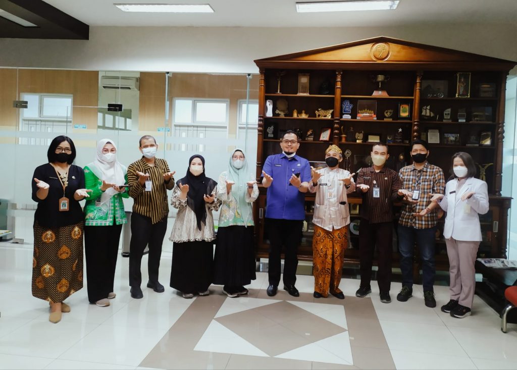 RSUD Dr. Moewardi Sambut Rombongan Studi Banding dari RSUD Arifin Achmad Provinsi Riau