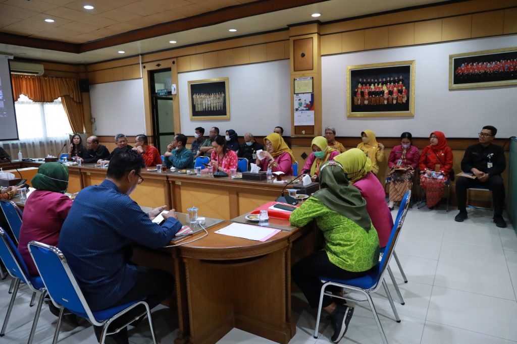 Visitasi Badan Publik oleh Komisi Informasi Provinsi Jawa Tengah di RSUD Dr. Moewardi