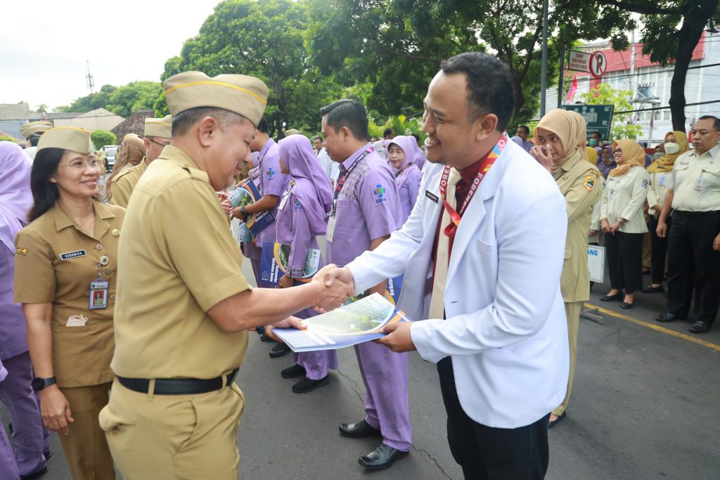 Penyerahan SK Penunjukan Ketua KSM, Komite, KSK, & Kepala Instalasi