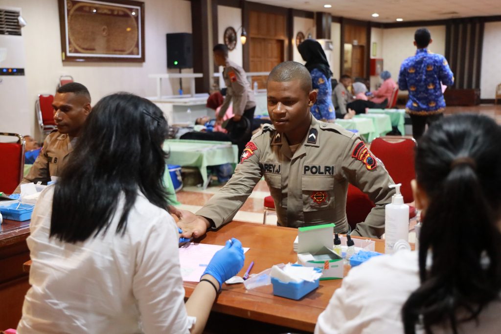 Bakti Sosial Dalam Rangka Perayaan Natal & Tahun Baru