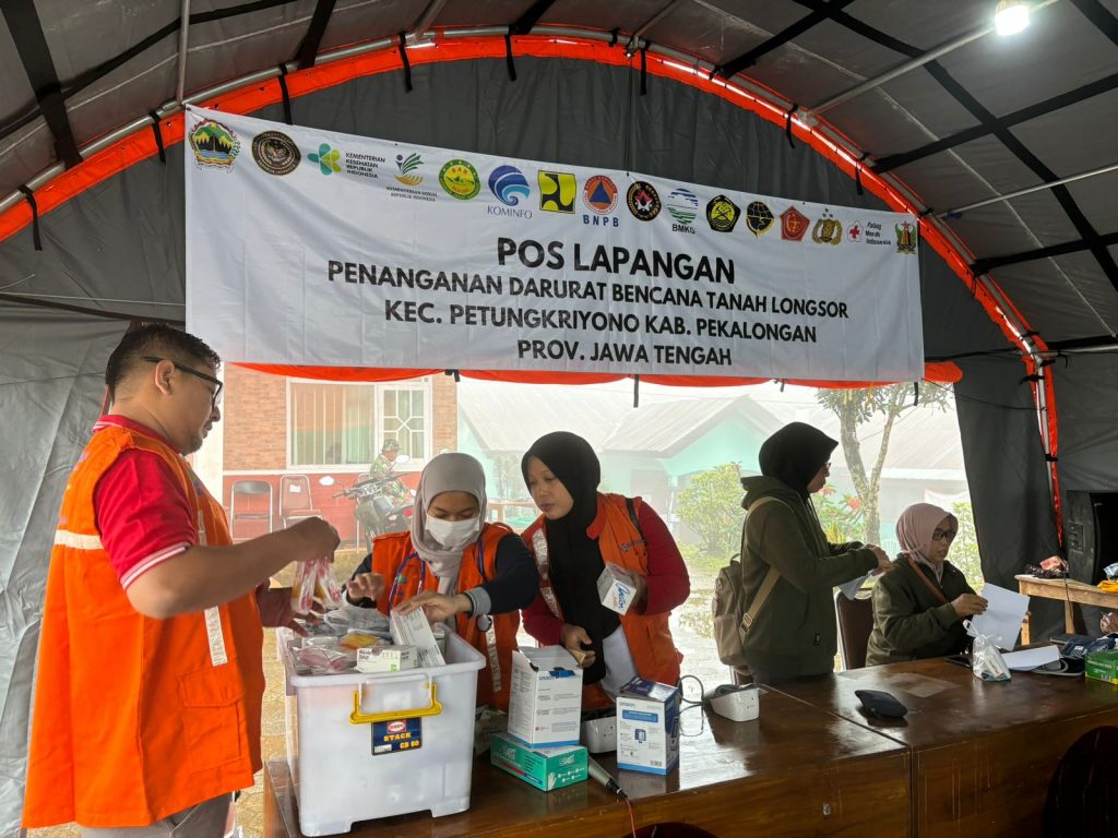 Pengiriman Relawan Korban Banjir Bandang dan Tanah Longsor Kab. Pekalongan