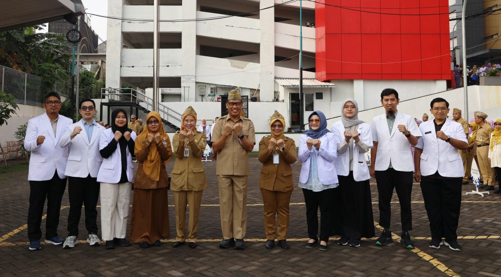 Kegiatan Apel Pagi dengan Tambahan